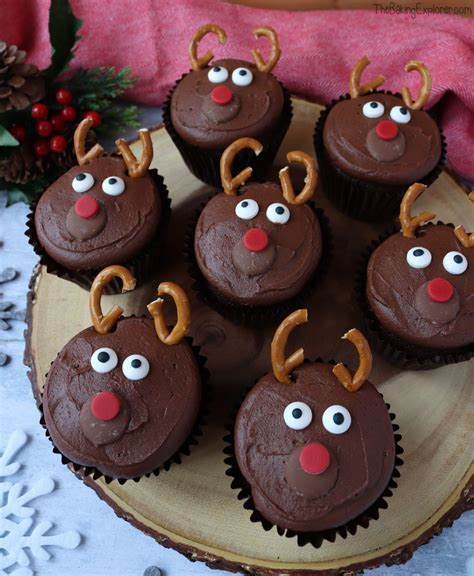 Reindeer Cupcakes | Reindeer cupcakes, Christmas baking, Holiday cupcakes