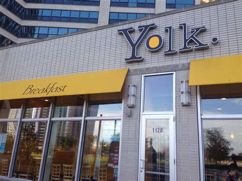 All about travel: Something to eat... Yolk Restaurant ~ South Loop Chicago