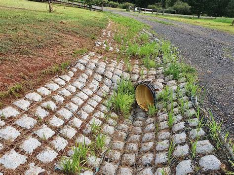 Driveway Swale Drain at Alstonvale NSW – 0100.A - Australian Concrete Mats