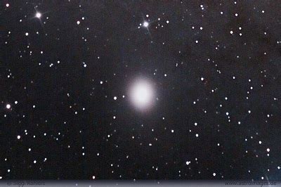 Messier 32 - M32 - Dwarf Elliptical Galaxy | freestarcharts.com