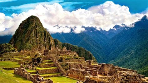 Machu Picchu - backiee