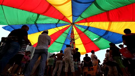 World’s largest umbrella captures Guinness record - NBC News