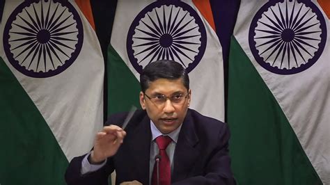 Pakistan Team At ICC World Cup Will Be Treated Just Like Any Other Team: MEA - Oneindia News