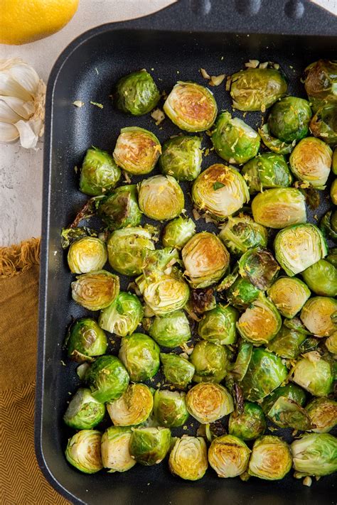 SAUTEED BRUSSEL SPROUTS RECIPE WITH BUTTER AND GARLIC STORY - The ...