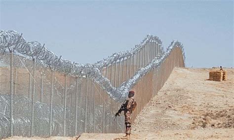 Bajwa inaugurates fencing of Pak-Afghan border in Balochistan ...