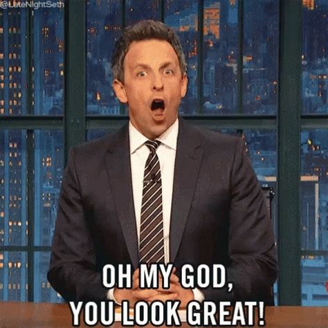 Seth Meyers Looking Good GIF - SethMeyers LookingGood YouLookGreat - Discover & Share GIFs