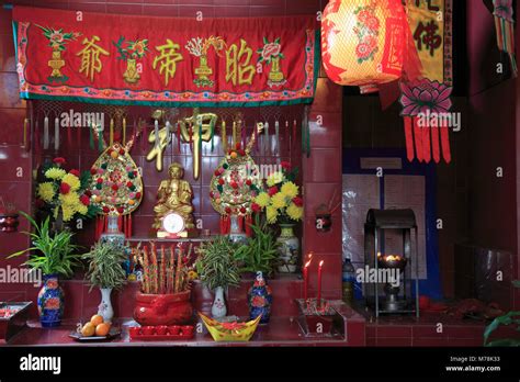 Thailand, Bangkok, Chinese temple, interior Stock Photo - Alamy