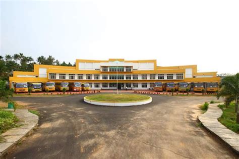 Universal Engineering College, Thrissur - courses, fee, cut off, ranking, admission & placement ...