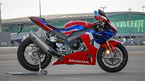 Honda CBR 1000 RR-R 2023: Preço, Ficha Técnica, Consumo e Fotos