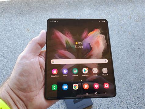 Samsung Galaxy Z Fold 3 review: Room for improvement Review | ZDNet