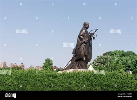 Statue chinese buddhist monk xuanzang hi-res stock photography and ...