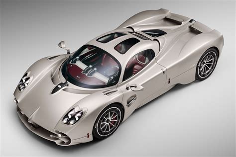 Download Vehicle Pagani Utopia 4k Ultra HD Wallpaper