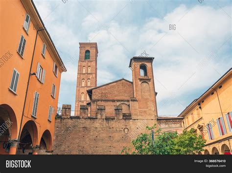 Bologna Cathedral Image & Photo (Free Trial) | Bigstock