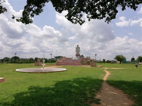 EXPLORE THE UNEXPLORED - MANDARAGIRI HILLS | JAIN TEMPLE | BASADI BETTA (PEACOCK TEMPLE) - Tripoto