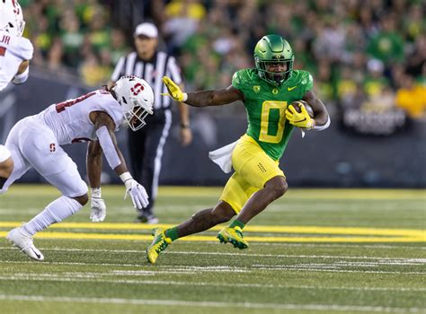 Oregon football: Bo Nix, Ducks ground attack impressive in Stanford win