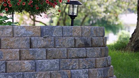 Types of Retaining Walls: 5 Most Popular Landscaping Designs