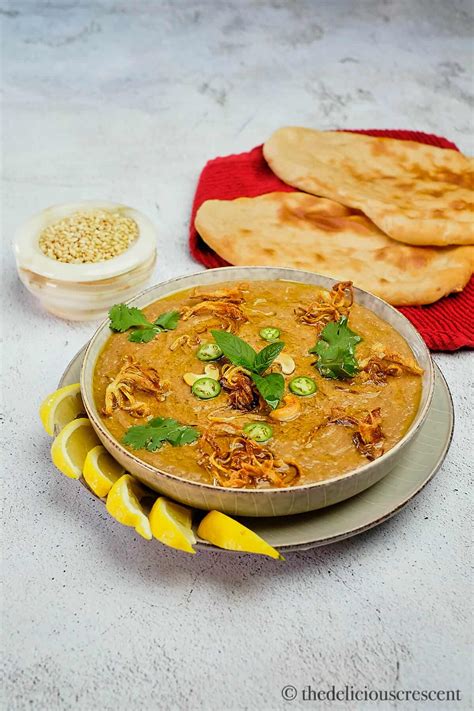 Hyderabadi Haleem Recipe - The Delicious Crescent