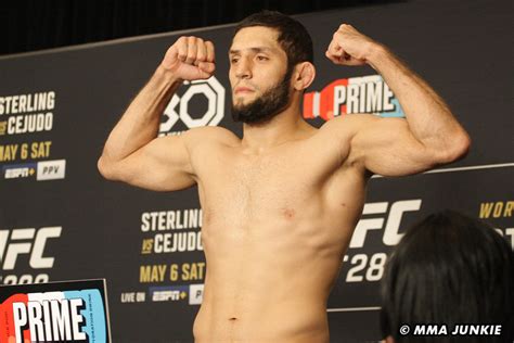 ikram-aliskerov-ufc-288-official-weigh-ins | MMA Junkie