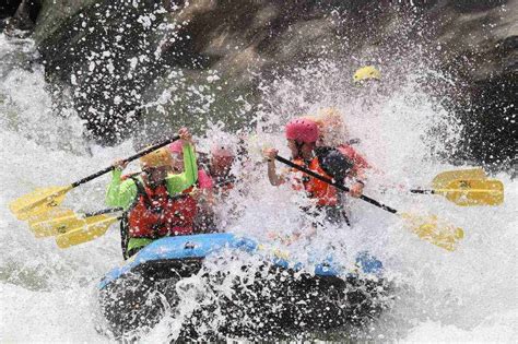 White Water Rafting West Virginia: Appalachia Adventure on the New River