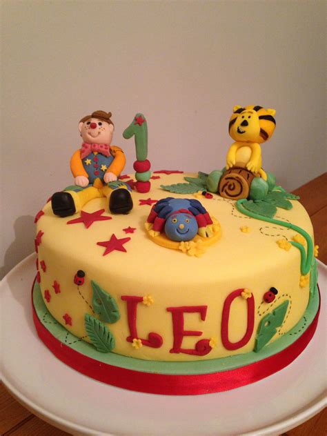 Cbeebies Cake. Mr Tumble Wooly and RaaRaa | Cake, Cbeebies cake, Desserts