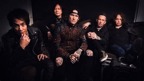 Buckcherry document UK tour with video for Bent | Louder