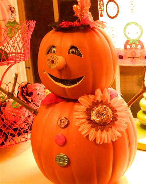 Pumpkin Scarecrow | Fun Family Crafts