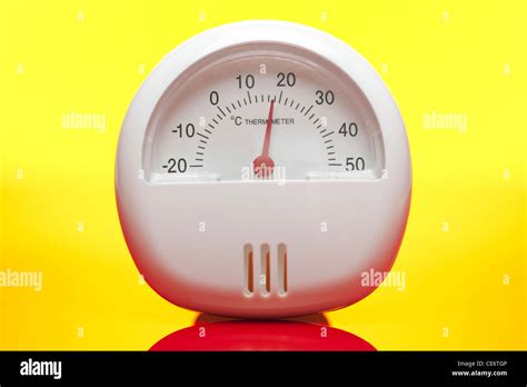 Thermometer hi-res stock photography and images - Alamy