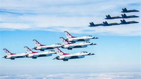 Thunderbirds and Blue Angels - AIRLIVE