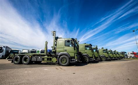 Estonian Army vehicle fleet will grow with 40 new Volvo container ...