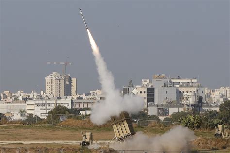 Israel Says Hamas Ceasefire Violated After 15 Minutes - Newsweek