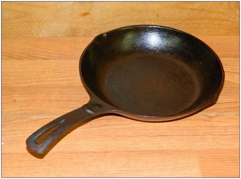 9 Inch Cast Iron Skillet Made In Usa | Cast iron skillet, Cast iron, It cast