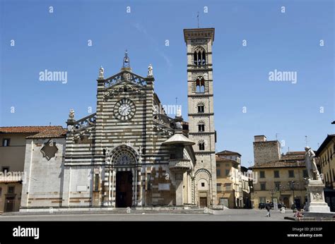 Cathedral prato tuscany italy hi-res stock photography and images - Alamy