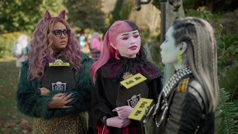 Monster High 2 Director: 'This Is Draculaura's Movie' - Nerd Reactor