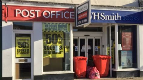 Post office closes in Sudbury after WHSmith store shuts - BBC News