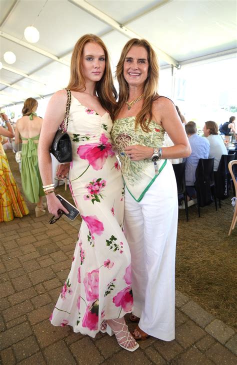 Brooke Shields' daughter Grier Henchy, 17, towers over her mom in stunning dress and high heels ...