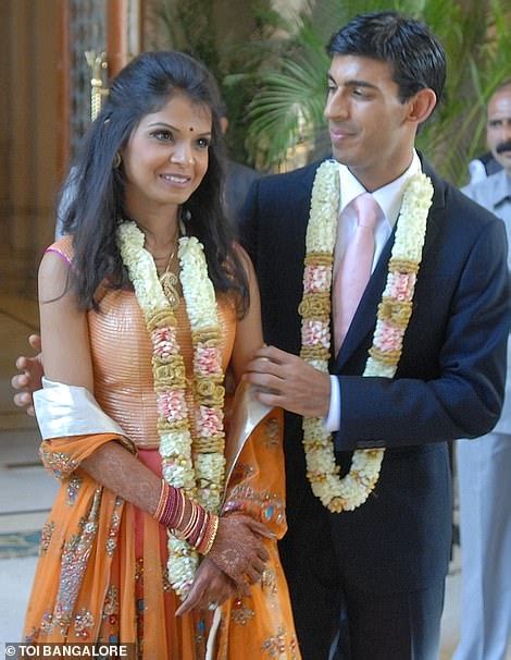 Rishi Sunak slams critics for 'smearing' his heiress wife as her non-dom tax status was revealed ...