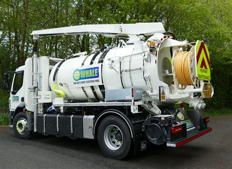 Whale Tankers Showcases UK’s First Fully Electric MVC at APSE - Whale Tankers