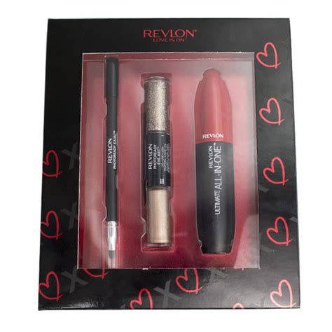 Revlon Holiday Sparkle Gift Set - BuyMeBeauty.com