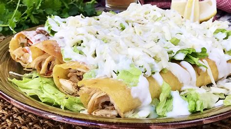 Flautas de Pollo | Receta Mexicana