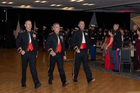 DVIDS - Images - 3rd Marine Aircraft Wing 248th Marine Corps Birthday Ball [Image 9 of 11]