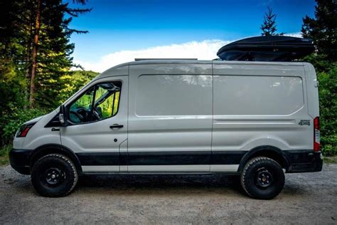 Ford Transit Van 4x4 | anacondaamazonisland.com