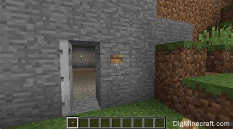 How to Open an Iron Door in Minecraft