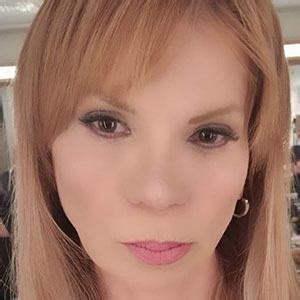 Mhoni Vidente - Edad, Familia, Biografía | Famous Birthdays