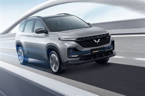 Wuling Almaz Hybrid 2024 Price, Review, Specifications & Desember Promo - Zigwheels Indonesia