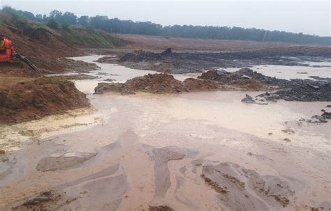 Black Clay Pit: From sinkhole to community asset - Quarry