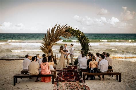 Casamento na praia: inspirações e tudo que você precisa saber