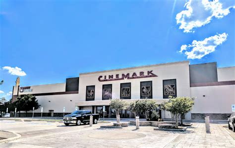 Movie Theater «Cinemark 14», reviews and photos, 2825 Wind River Ln, Denton, TX 76210, USA