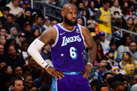 LeBron James Reacts to Clippers vs. Timberwolves Game - Sports ...