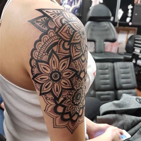 half sleeve mandala tattoo #bodytattoos | Tattoos for women half sleeve, Half sleeve tattoo ...