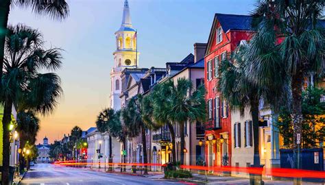 Discover the fascinating history, language and culture of South Carolina